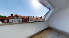 Spacious 4 Bedroom Apartment near City Center